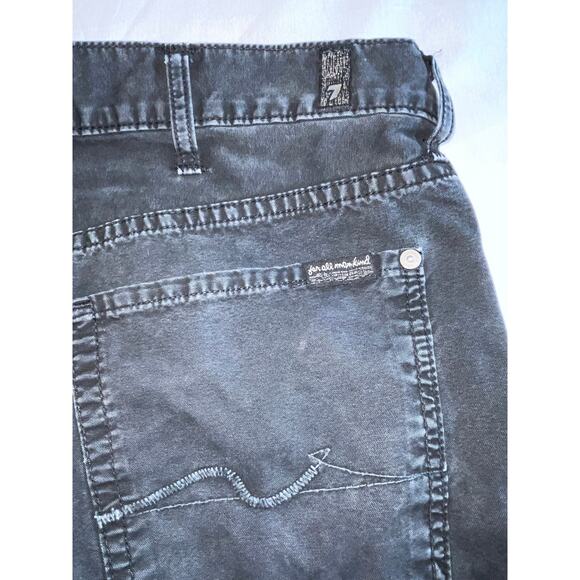 7 For All mankind Men's Jeans - Size 40 x 28 - Standard Style, Button Fly - Picture 3 of 9